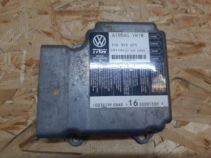 Блок управления аирбаг передний Skoda Superb седан