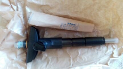 Форсунка топливная 4HG1-Т 8972005703