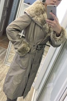 Пальто женское зимнее с капюшоном с мехом