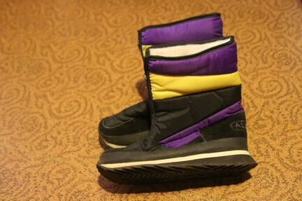 Зимние сапоги-ботинки отдам