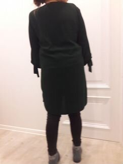 Продам платье зеленого цвета Zara