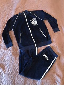 Новый Спортивный костюм Guess на 10 лет