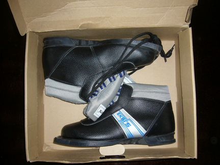 Нов. лыжные ботинки Eksis