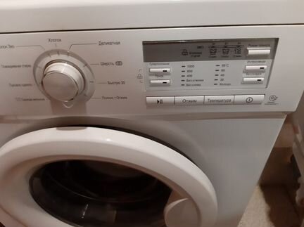 Узкая стиральная машина LG M10B9SD1