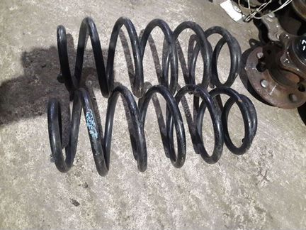 Задняя пружина тойота BB
