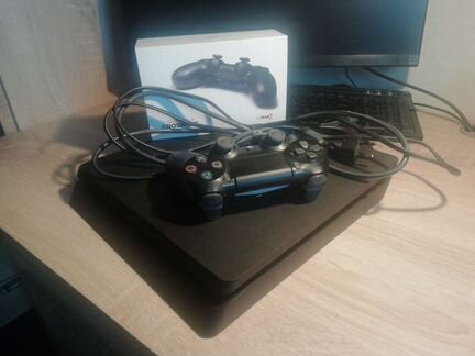 Sony PS4 slim