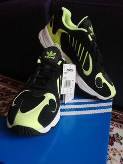Кроссовки муж. adidas yung-1 новые размер 40.5