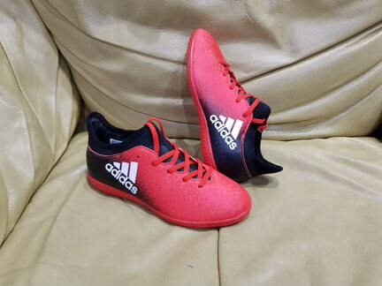 Футзалки Adidas новые детские 32 р