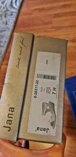 Кожаные женские босоножки размер 40,5