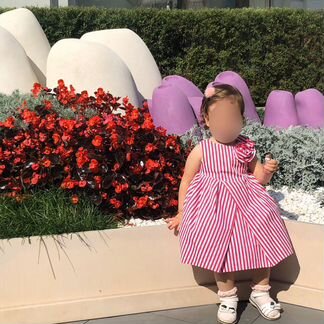 Шикарное платье платье фирмы Simonetta