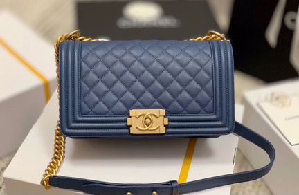 Сумка Chanel leboy
