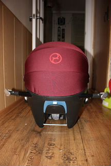 Автокресло 0+ Cybex Aton Q