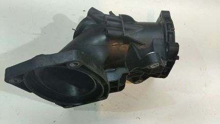 Патрубок Mercedes A6510900728