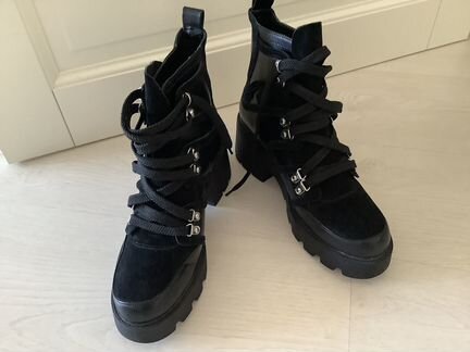 Ботинки женские