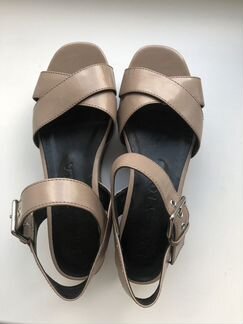 Босоножки 38 размер Bimba y Lola