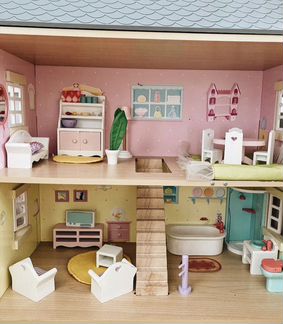 Деревянный кукольный домик le toy van