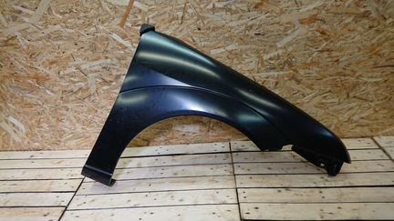 Крыло правое Ford Focus 2005-2007