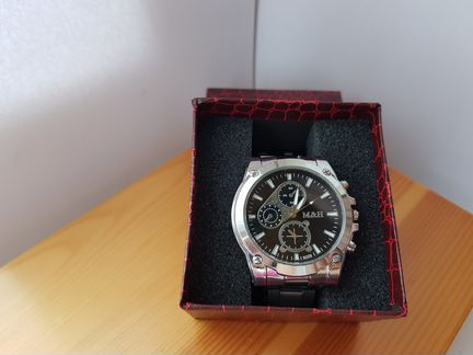 Часы в подарок