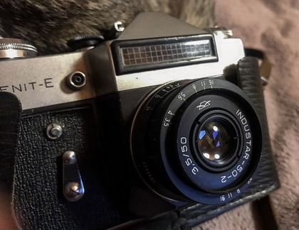 Фотоаппарат Zenit-E, объектив Industar 50-2