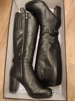 Сапоги carnaby 39
