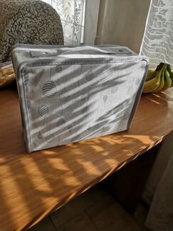 Косметичка clarins