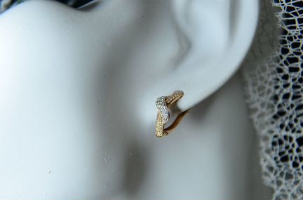 Золотые серьги