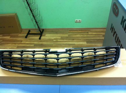 Решетка радиатора низ Шевроле Круз 13- (Cruze 13)